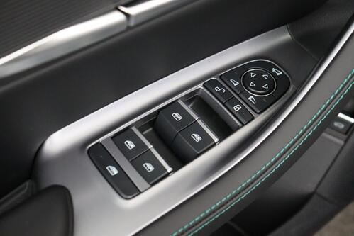 BYD Seal U 1.5 DM-I BOOST PHEV + A/T + CARPLAY + LEDER + CAMERA + PANO DAK + PDC + CRUISE(ACC) + ALU 19