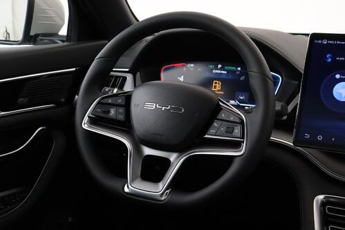 BYD Seal U 1.5 DM-I BOOST PHEV + A/T + CARPLAY + LEDER + CAMERA + PANO DAK + PDC + CRUISE(ACC) + ALU 19