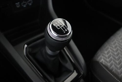 RENAULT Clio EVOLUTION 1.0Tce + GPS + PDC + CRUISE + ALU 16