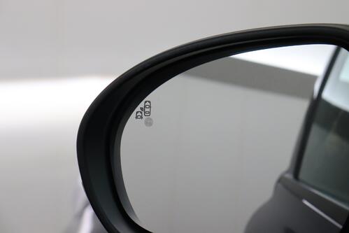 FIAT 500X SPORT 1.5i  MHEV  DCT + GPS + CAMERA + PDC + HALF/LEDER + CRUISE + ALU 