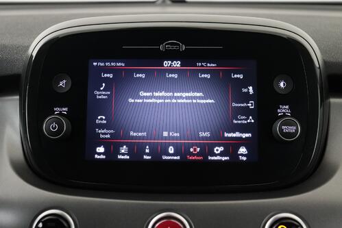 FIAT 500X SPORT 1.5i  MHEV  DCT + GPS + CAMERA + PDC + HALF/LEDER + CRUISE + ALU 