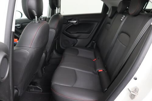 FIAT 500X 1.5 SPORT MHEV + A/T + GPS + CAMERA + HALF/LEDER + PDC + CRUISE + ALU 