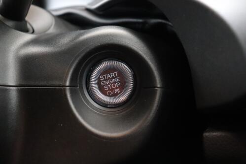 FIAT 500X 1.5 SPORT MHEV + A/T + GPS + CAMERA + HALF/LEDER + PDC + CRUISE + ALU 