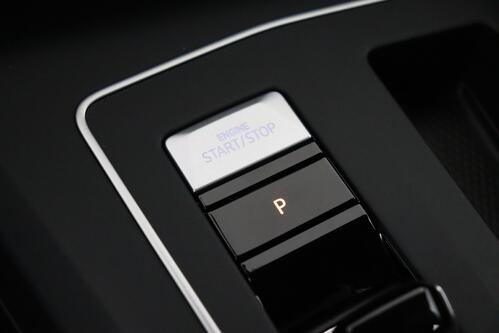 VOLKSWAGEN Golf LIFE BUSINESS 1.0 e-TSI DSG + CARPLAY + GPS + CAMERA + PDC + ALU 