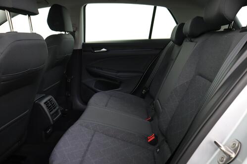 VOLKSWAGEN Golf LIFE BUSINESS 1.0 e-TSI DSG + CARPLAY + GPS + CAMERA + PDC + ALU 