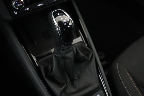 SKODA Kamiq 1.0 TSI DSG AMBITION CLEVER + GPS + CAMERA + PDC + ALU 