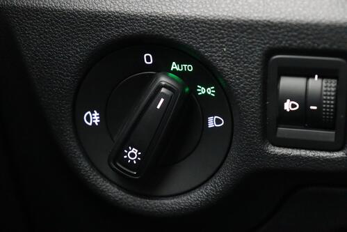 SKODA Kamiq 1.0 TSI DSG AMBITION CLEVER + GPS + CAMERA + PDC + ALU 