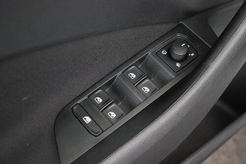 SKODA Kamiq 1.0 TSI DSG AMBITION CLEVER + GPS + CAMERA + PDC + ALU 