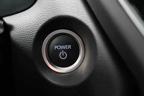 TOYOTA Corolla Cross 2.0i HYBRID CVT DYNAMIC  + A/T + GPS + CAMERA + PDC + CRUISE(ACC) + ALU 