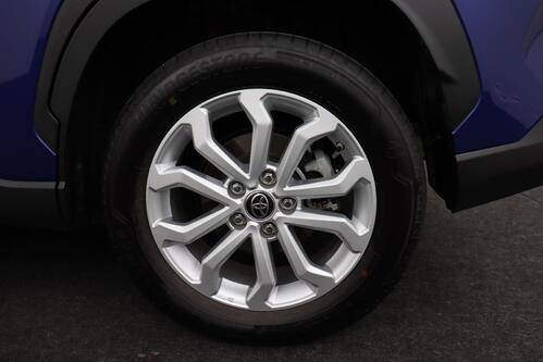 TOYOTA Corolla Cross 2.0i HYBRID CVT DYNAMIC  + A/T + GPS + CAMERA + PDC + CRUISE(ACC) + ALU 