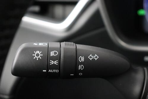 TOYOTA Corolla Cross 2.0i HYBRID CVT DYNAMIC  + A/T + GPS + CAMERA + PDC + CRUISE(ACC) + ALU 