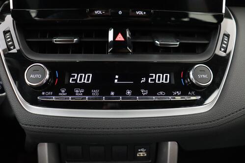 TOYOTA Corolla Cross 2.0i HYBRID CVT DYNAMIC  + A/T + GPS + CAMERA + PDC + CRUISE(ACC) + ALU 