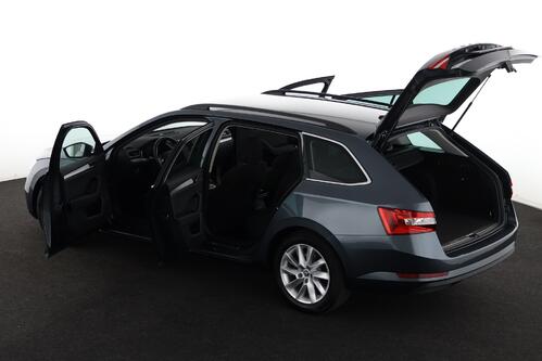 SKODA Superb COMBI CLEVER 1.4TSI iV DSG6 + GPS + CARPLAY + CAMERA + PDC + CRUISE + ALU 17