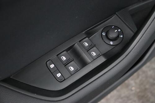 SKODA Superb COMBI CLEVER 1.4TSI iV DSG6 + GPS + CARPLAY + CAMERA + PDC + CRUISE + ALU 17