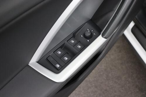 AUDI Q3 SPORTBACK 35 1.5TFSI S-TRONIC + GPS + LEDER + CAMERA + PDC + ALU 18