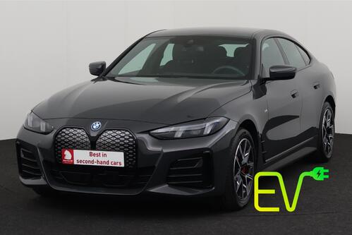 BMW i4 GRAN COUPE  e-DRIVE 35 M- SPORT PRO 70 kWh + A/T + GPS + LEDER + CARPLAY + CAMERA + PDC + CRUISE (ACC) + ALU 18