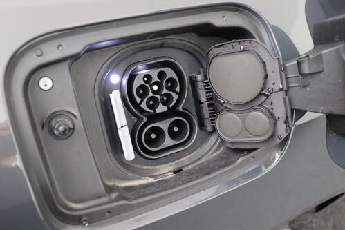 BMW i4 GRAN COUPE  e-DRIVE 35 M- SPORT PRO 70 kWh + A/T + GPS + LEDER + CARPLAY + CAMERA + PDC + CRUISE (ACC) + ALU 18