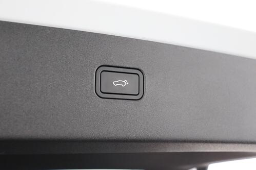 VOLVO EX30 BEV 69 kWh ULTRA EXTENDED RANGE + GPS + CAMERA + PDC + CRUISE (ACC) + HALF-LEDER + ALU 