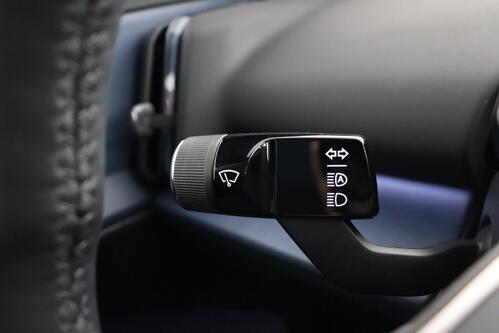 VOLVO EX30 BEV 69 kWh ULTRA EXTENDED RANGE + GPS + CAMERA + PDC + CRUISE (ACC) + HALF-LEDER + ALU 