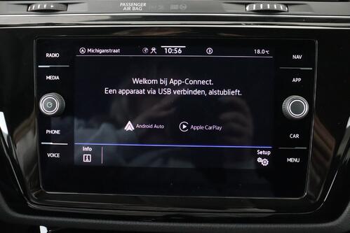 VOLKSWAGEN Touran HIGHLINE 1.5 TSI DSG + 7PL. + CARPLAY + GPS + PDC + CRUISE (ACC) + ALU 