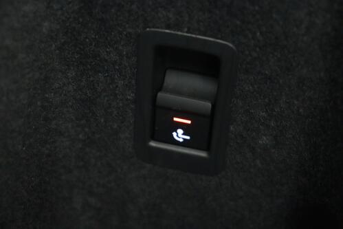 AUDI Q3 45 1.4  e-TFSI  S-TRONIC + GPS + PDC + CRUISE + ALU + TREKHAAK 