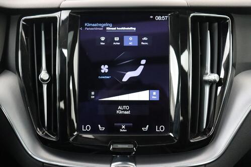 VOLVO XC60 2.0 D4 GEARTRONIC  + GPS + CAMERA + LEDER + PDC + CRUISE (ACC) + PANO + ALU 18