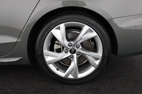 AUDI A4 AVANT S-LINE  40 2.0TFSI S-TRONIC + GPS + PDC + CRUISE + ALU 