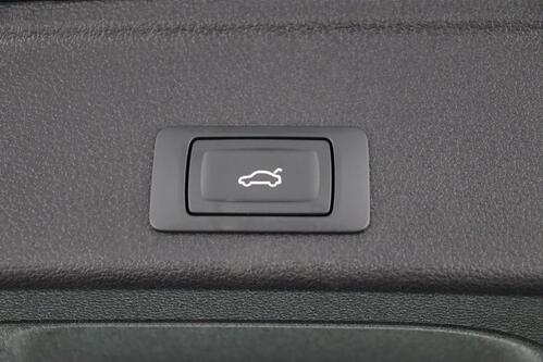 AUDI A4 AVANT S-LINE  40 2.0TFSI S-TRONIC + GPS + PDC + CRUISE + ALU 