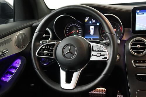 MERCEDES-BENZ GLC 300 AMG-LINE DA + GPS + CAMERA + PDC + CRUISE (ACC) + LEDER/ALCANTARA + ALU 20