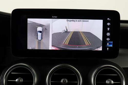 MERCEDES-BENZ GLC 300 AMG-LINE DA + GPS + CAMERA + PDC + CRUISE (ACC) + LEDER/ALCANTARA + ALU 20