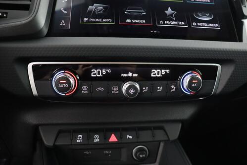 AUDI A1 SPORTBACK  25 1.0 TFSi S-TRONIC + GPS + CARPLAY + PDC + ALU 