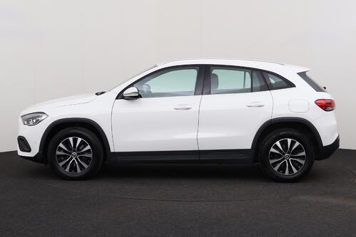 MERCEDES-BENZ GLA 250 e BUSINESS SOLUTION iA 8G-DCT + GPS + CAMERA + HALF/LEDER + PDC + CRUISE + ALU 