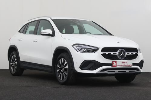 MERCEDES-BENZ GLA 250 e BUSINESS SOLUTION iA 8G-DCT + GPS + CAMERA + HALF/LEDER + PDC + CRUISE + ALU 
