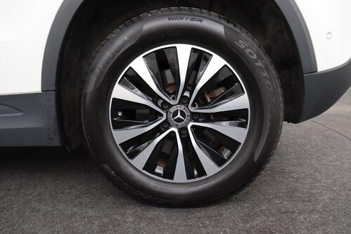 MERCEDES-BENZ GLA 250 e BUSINESS SOLUTION iA 8G-DCT + GPS + CAMERA + HALF/LEDER + PDC + CRUISE + ALU 