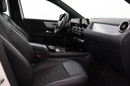 MERCEDES-BENZ GLA 250 e BUSINESS SOLUTION iA 8G-DCT + GPS + CAMERA + HALF/LEDER + PDC + CRUISE + ALU 