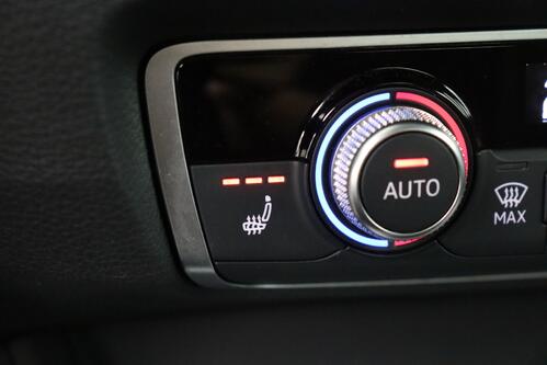 AUDI Q3 45 1.4 TFSI -e PHEV + CARPLAY + PDC + CRUISE + ALU 