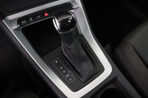 AUDI Q3 45 1.4 TFSI -e PHEV + CARPLAY + PDC + CRUISE + ALU 