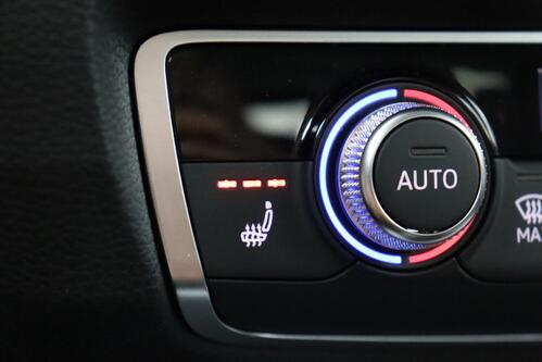 AUDI Q3 BUSINESS PLUS  35 1.5 TFSI + GPS + PDC + LEDER + ALU