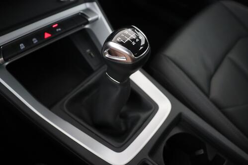 AUDI Q3 BUSINESS PLUS  35 1.5 TFSI + GPS + PDC + LEDER + ALU