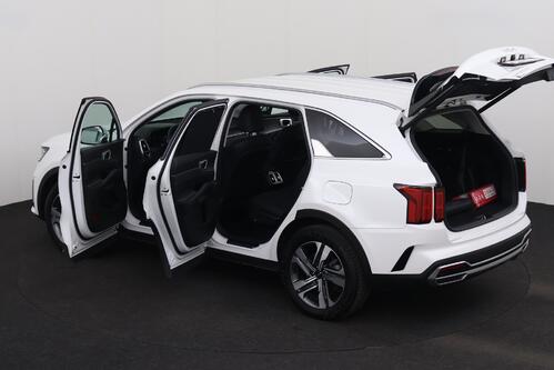 KIA Sorento 1.6 T-GDI HEV + A/T + 7PL. + GPS + CAMERA + LEDER + ALU 