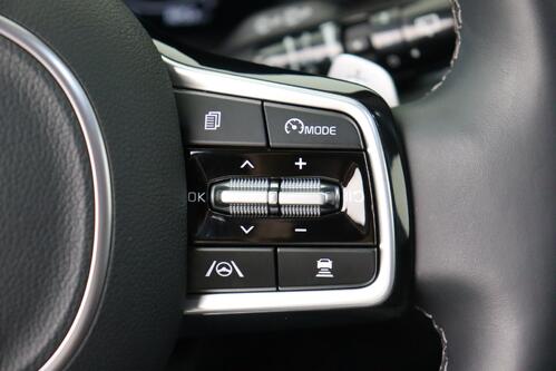 KIA Sorento 1.6 T-GDI HEV + A/T + 7PL. + GPS + CAMERA + LEDER + ALU 