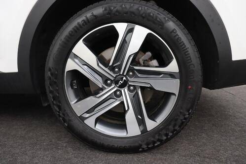 KIA Sorento 1.6 T-GDI HEV + A/T + 7PL. + GPS + CAMERA + LEDER + ALU 