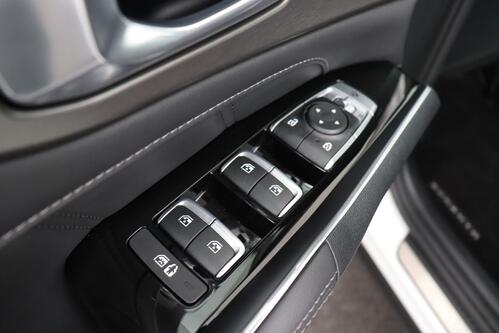 KIA Sorento 1.6 T-GDI HEV + A/T + 7PL. + GPS + CAMERA + LEDER + ALU 