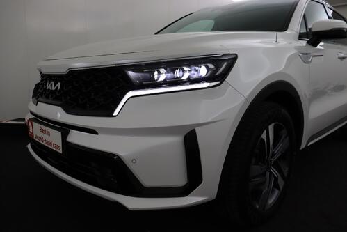 KIA Sorento 1.6 T-GDI HEV + A/T + 7PL. + GPS + CAMERA + LEDER + ALU 