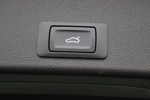 AUDI A4 AVANT  S-line 40 2.0TFSi S-tronic + GPS + PDC + CRUISE + ALU 