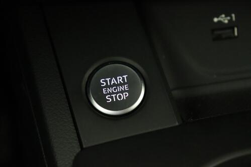 AUDI A4 AVANT  S-line 40 2.0TFSi S-tronic + GPS + PDC + CRUISE + ALU 