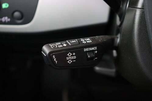 AUDI A4 AVANT  S-line 40 2.0TFSi S-tronic + GPS + PDC + CRUISE + ALU 