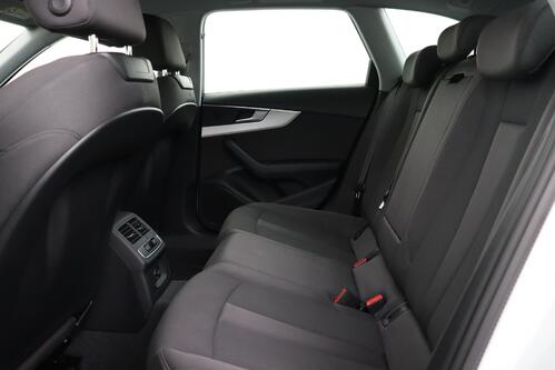 AUDI A4 AVANT S-LINE 40 2.0 TFSi S-TRONIC + GPS + PDC + ACC + ALU 