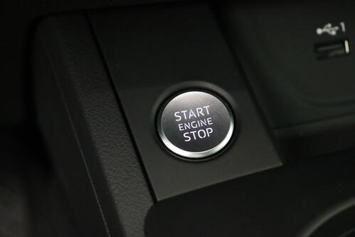 AUDI A4 AVANT S-LINE 40 2.0 TFSi S-TRONIC + GPS + PDC + ACC + ALU 