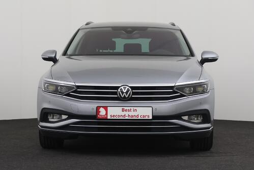 VOLKSWAGEN Passat Variant 2.0 TDI  DSG + GPS + CARPLAY + CAMERA + PDC + CRUISE + ALU 